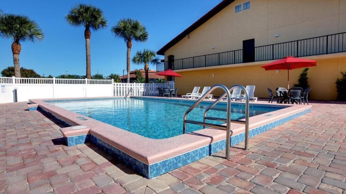 St. Augustine Beach Hotel | Americas Best Value Inn Ocean Inn