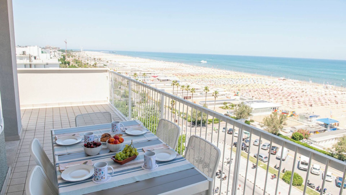 Marina Centro Apartment | Amerigo - Two Bedroom Apartment, Sleeps 6