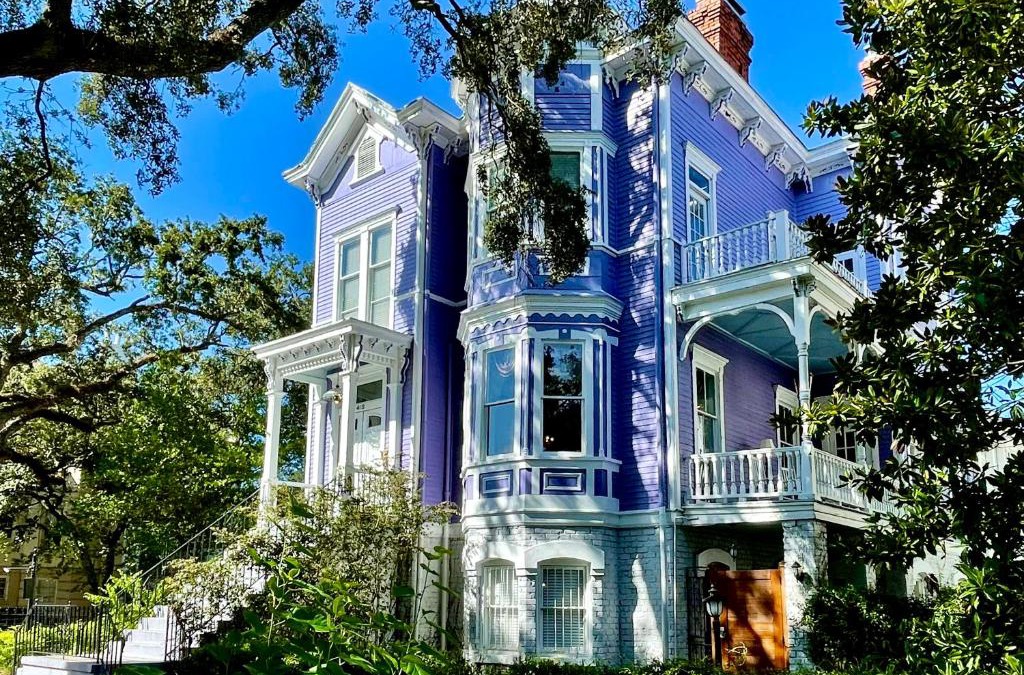 Historic Downtown Savannah Bed & Breakfast | Amethyst Garden