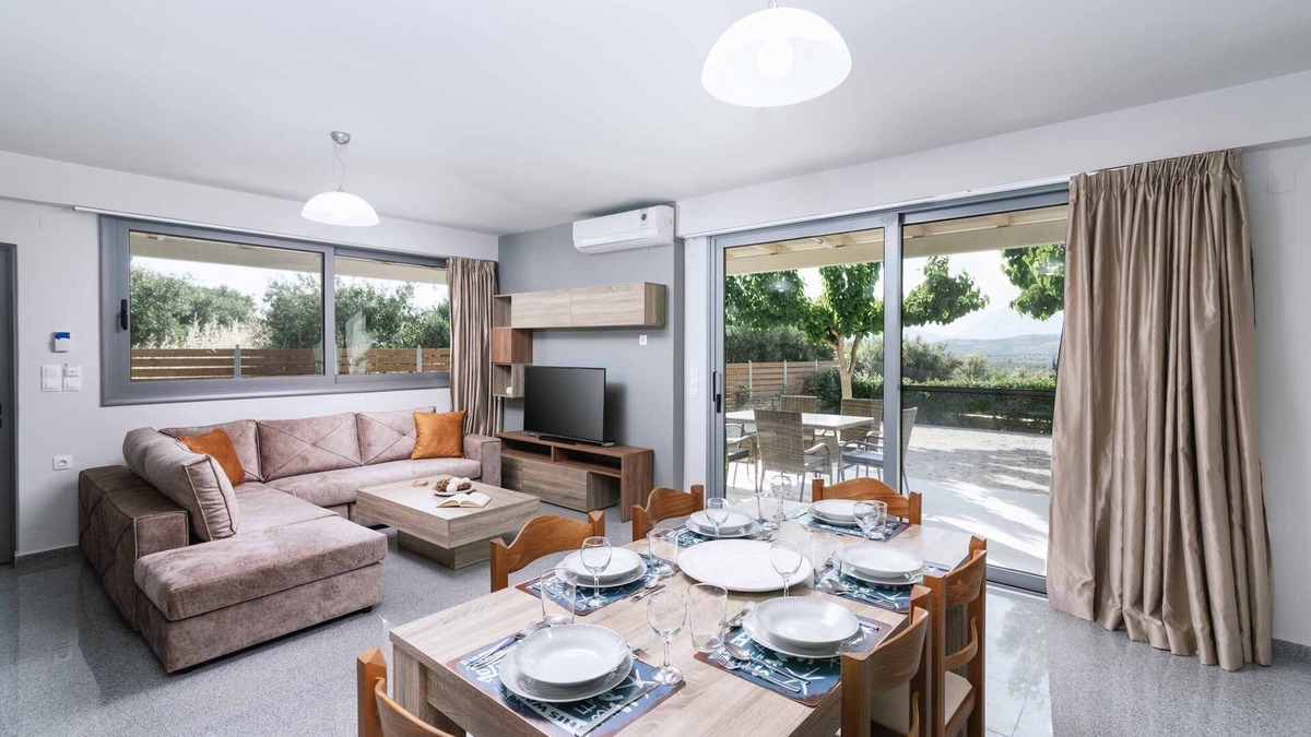 Petrokefalion House | Amfithea Villas
