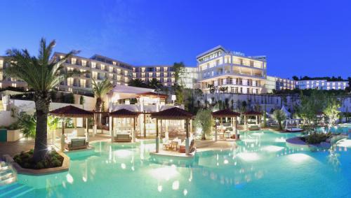 Hvar Hotel | Amfora Hvar Grand Beach Resort