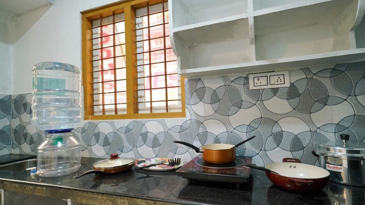 Devikolam House | Amiable Home Stay near to National Highway/Munnar