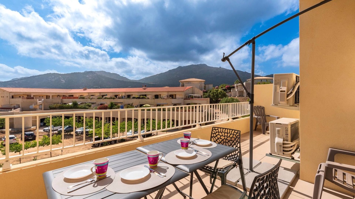 Marine de Saint Ambroggio Apartment | Amicu - Appt climatisé vue mer