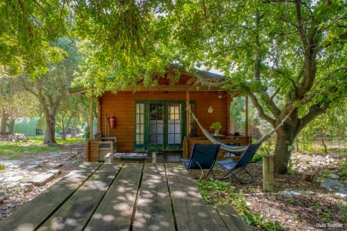Amikam Cabin | Amikam Meshek 81 משק 81 עמיקם