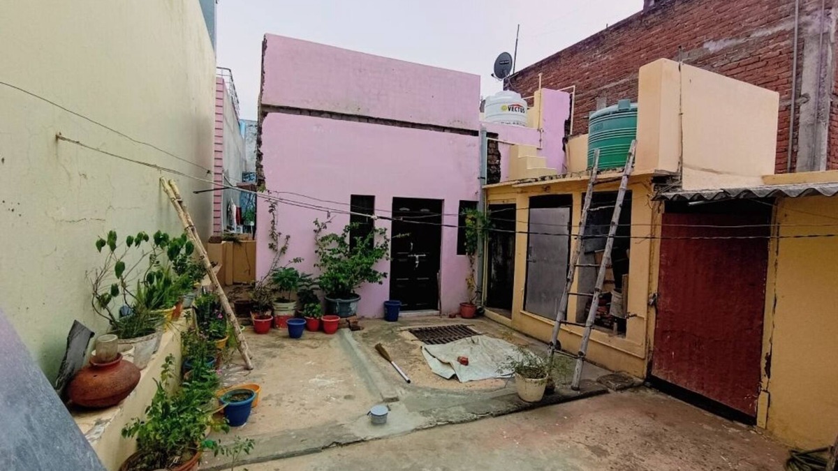 Varanasi Apartment | Amma Ka Gharn