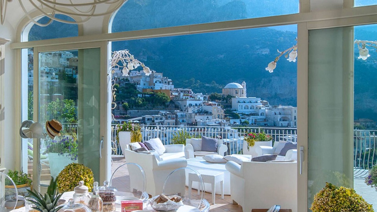 Positano Villa | AMORE RENTALS - Villa Elio with Sea View, Heated Pool and Parking