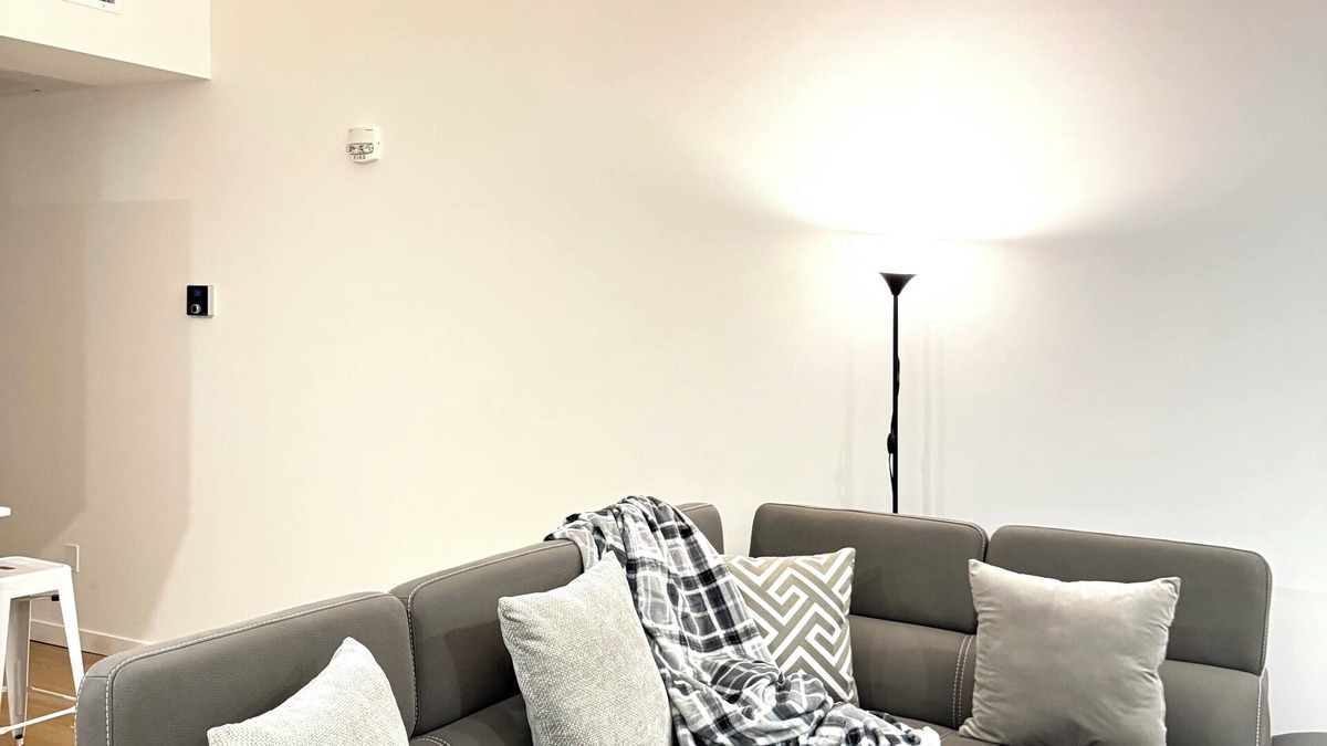 Downtown Edmonton Apartment | Ample 2-Bedroom with City Views Downtown