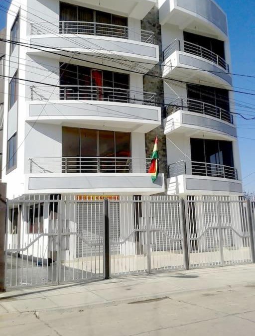 Cochabamba Apartment | AMPLIO COMODO