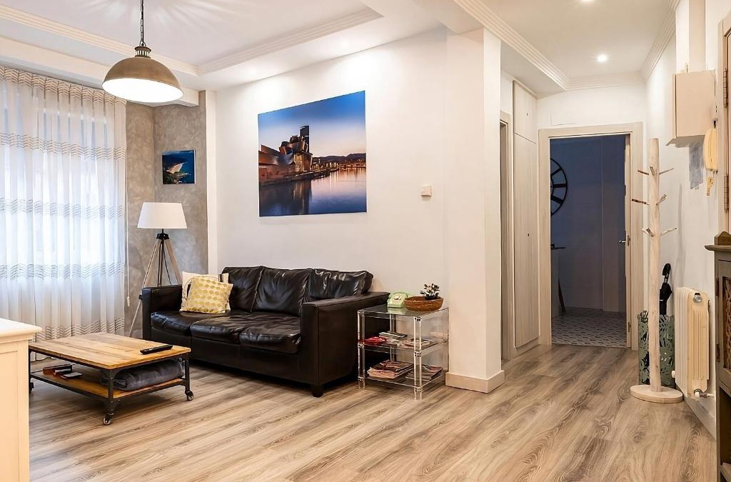 Begona Apartment | Amplio, luminoso y moderno cerca del Casco Viejo