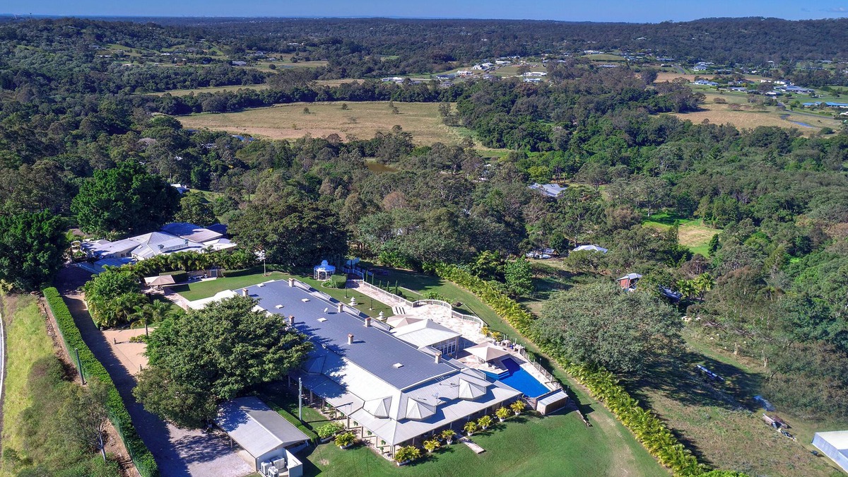 Draper House | Amrata Estate: Retreat Unite Wed Celebrate Party in Style!