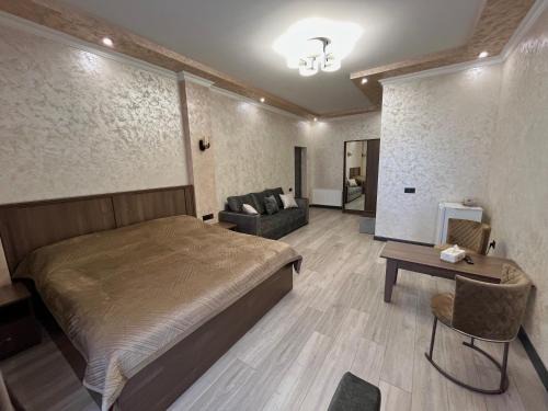 Noyemberyan Hotel | Amroc Hotel - Հյուրանոց Ամրոց