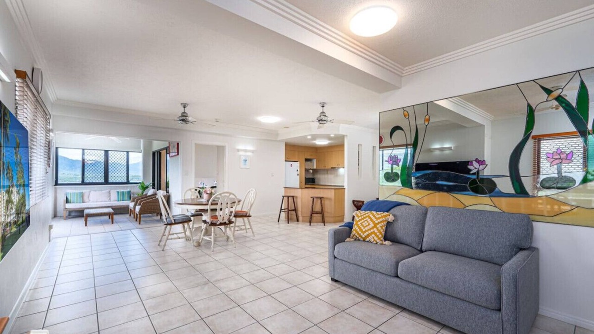 Cairns Central Business District Apartment | An Adorable Apartment on Abbott - Stunning Views