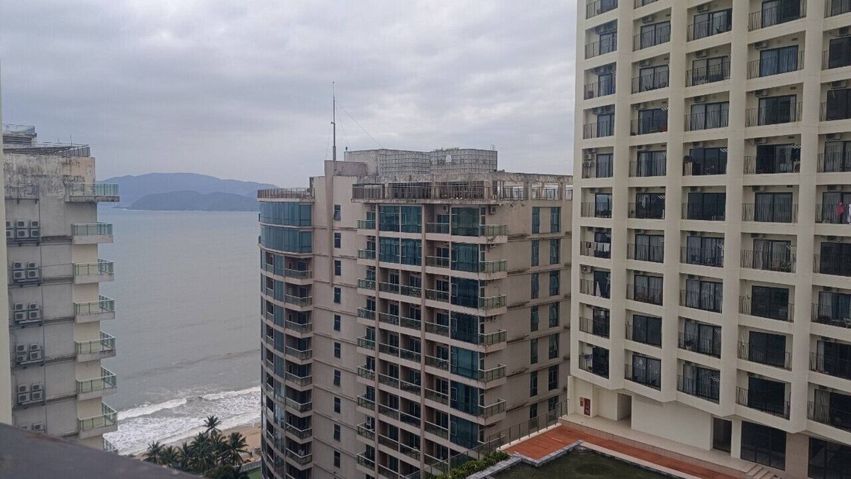 Tran Phu Beach Apartment | An apartment in the city center-5mins to the beach