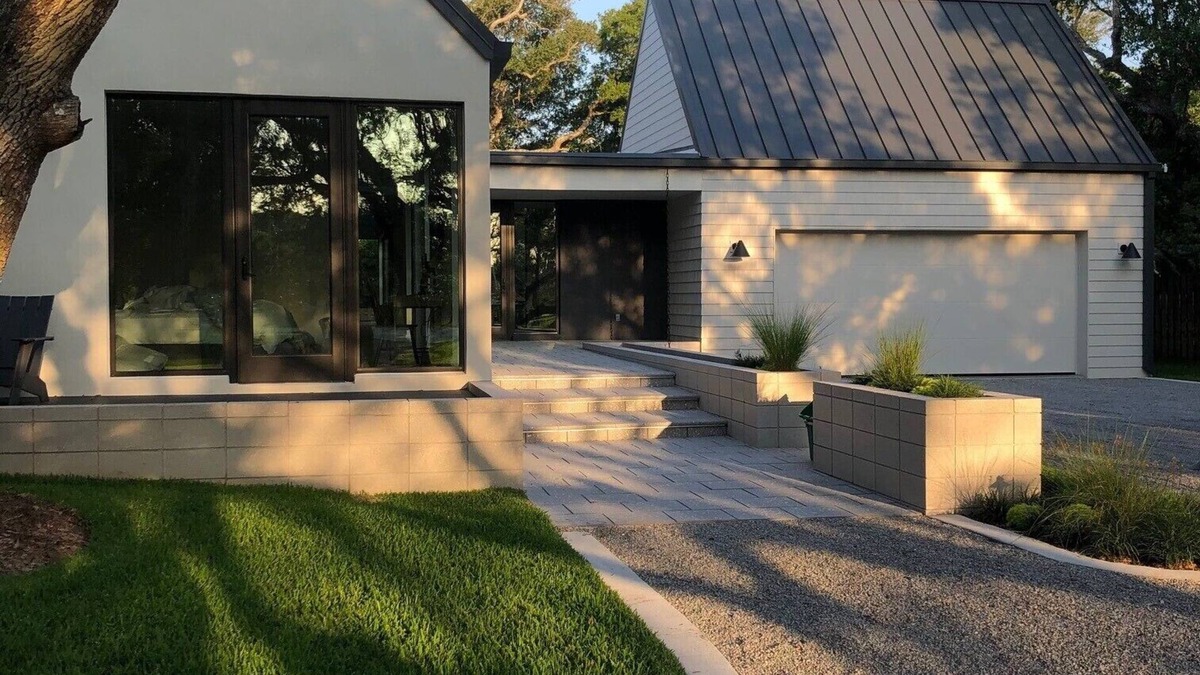 Ponce Inlet House | An architectural gem surrounded by beachy Oak trees! MUST SEE! New construction!