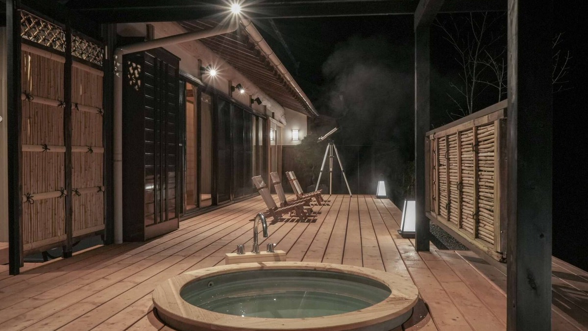 Aoi Ward Villa | An B&B run by a chef and limited to one group per day.