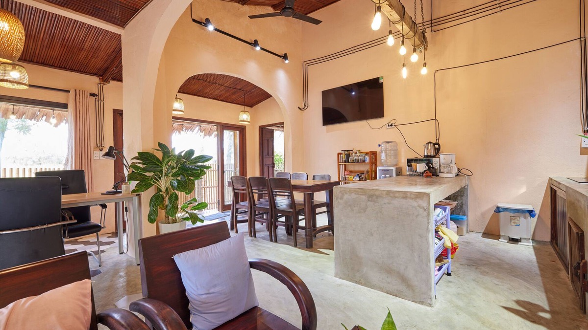 Cam An House | An Bang unique tropical beach house with 3 bedrooms