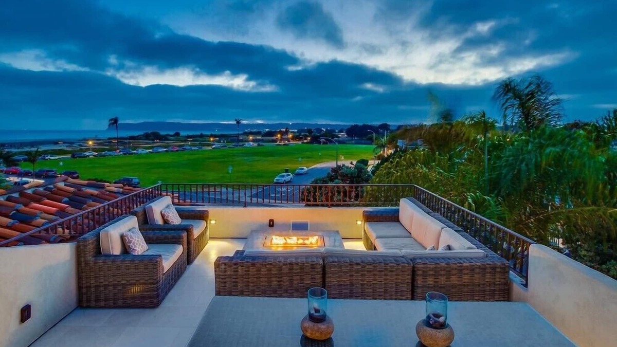 Coronado House | An exclusive home, beachfront home