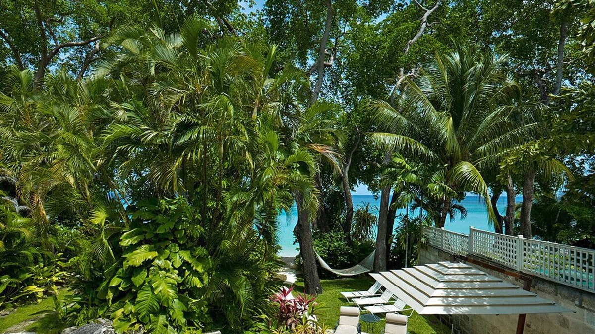Gibbs Bay Villa | An idyllic setting in a tropical paradise