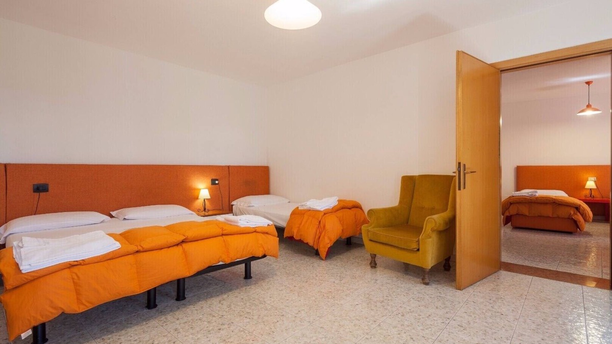 Caprino Veronese Hotel | An old inn that is an Italian landmark . about 200 years old "TRIPLA 1"