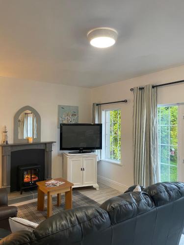 Tramore House | An Teach Beag - Dunmore East