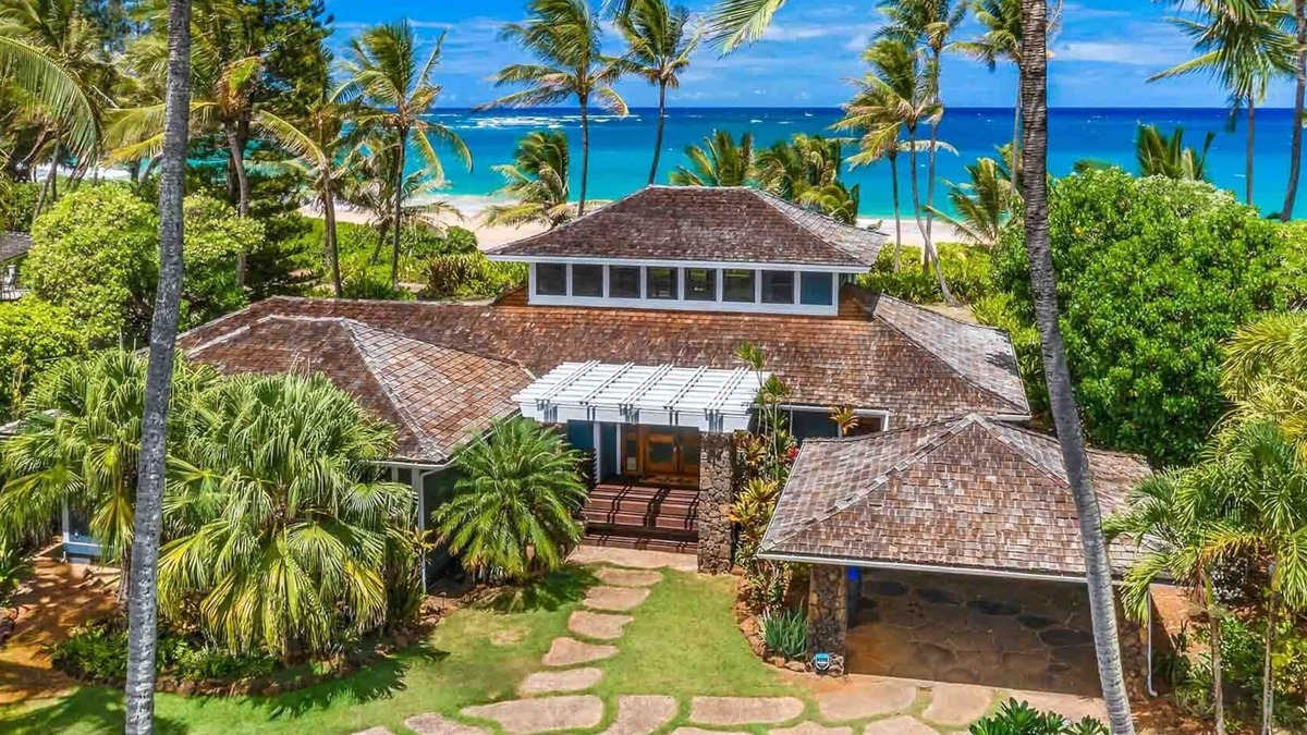 Anahola House | Anahola Beach Hale By Parrish Kauai - luxury on the beach with AC