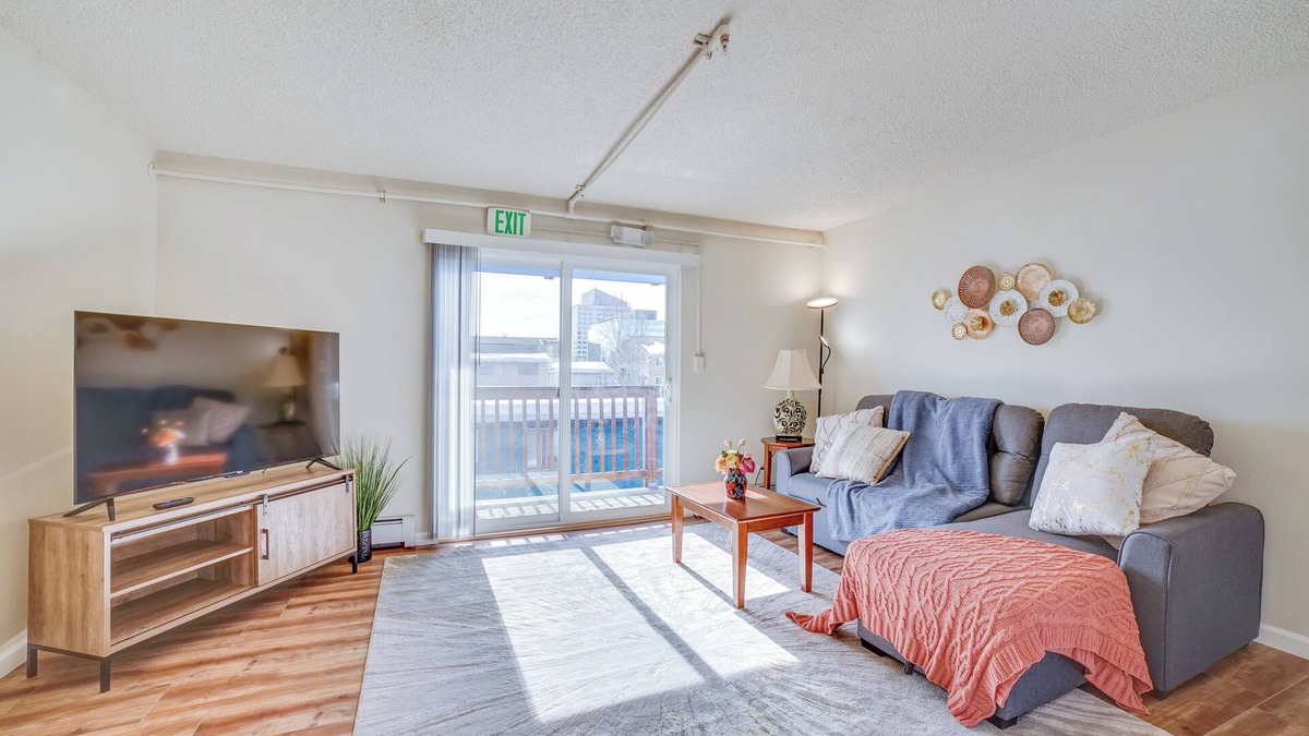 Midtown Anchorage Apartment | Anchorage Retreat, Walk to Dining & Entertainment
