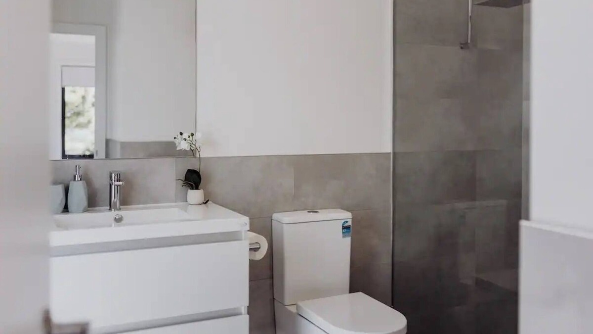 Bicheno Apartment | Anchored@Bicheno - Ohmyview!