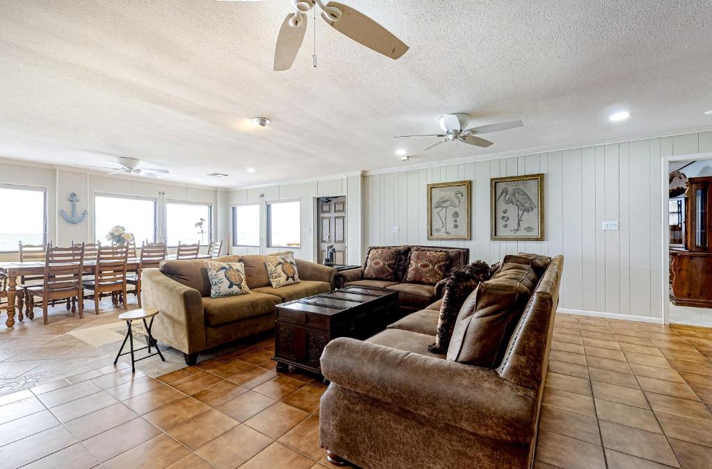 Port Isabel House | Anchors Away at North Shore