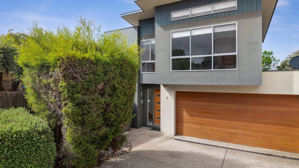Torquay House | Anderson Central Torquay 2/31