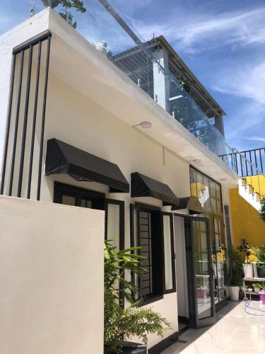 Tho Quang Beach Villa | Andrew House