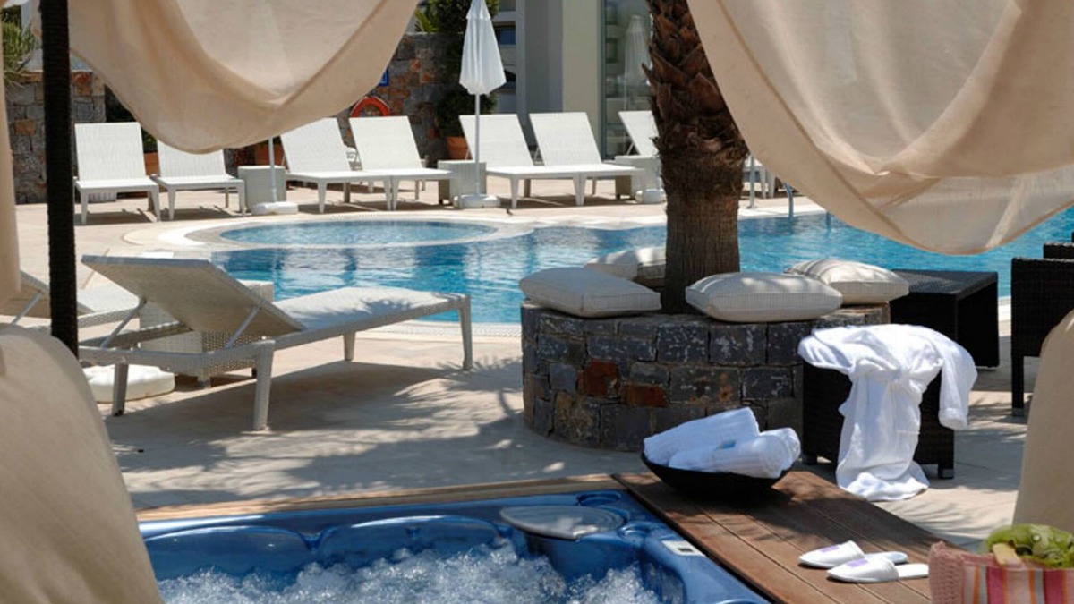 Sissi Hotel | Angela Suites Boutique Hotel