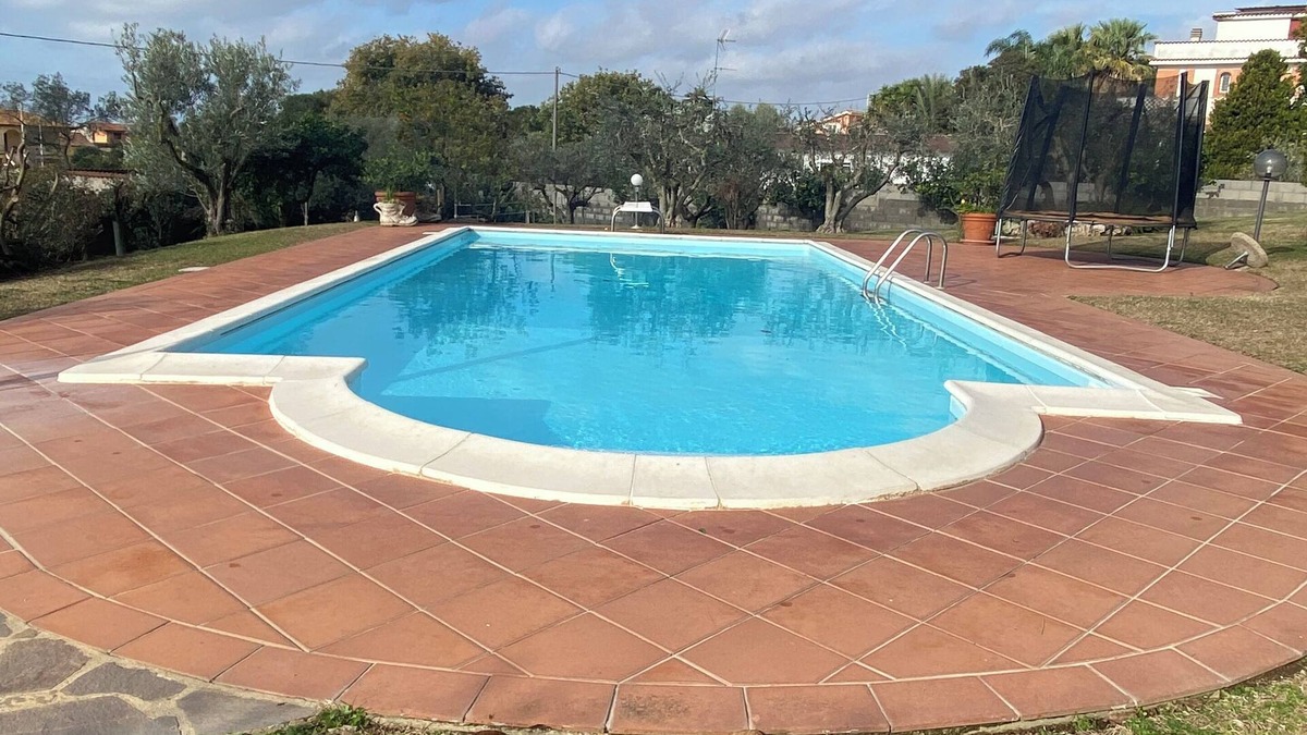 Aprilia Villa | Angelica's Oasis with private pool