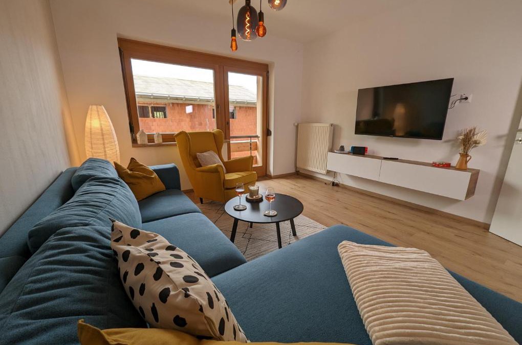 Doebriach Apartment | Angerpartments-Sonnige große Wohnung mit Balkon und kostenlosen Parkplatz