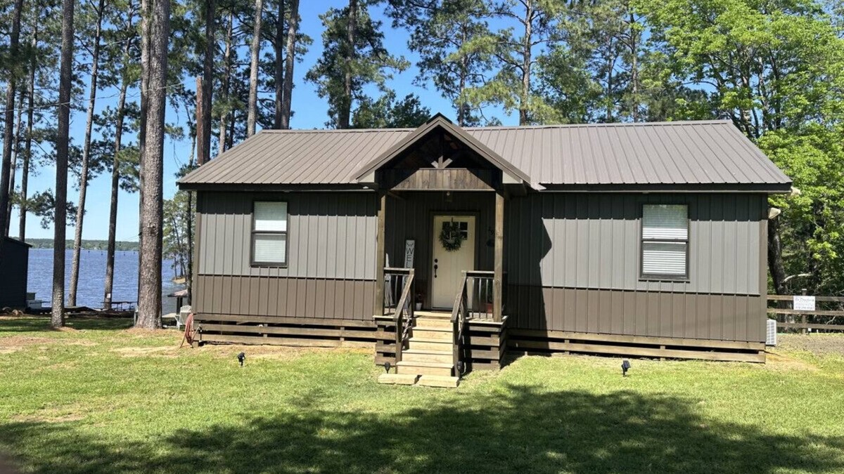 Zwolle Cabin | Angler Point Lake House Cottage