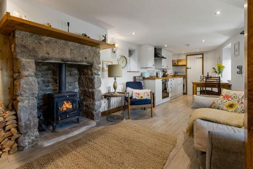 Bridford House | Angler's Cottage - Short Stays UK Ltd