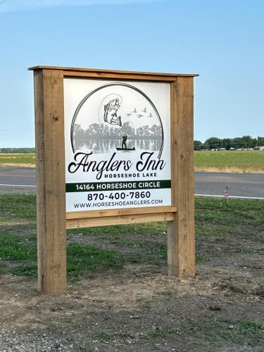 Hughes Hotel | Anglers Inn Horseshoe
