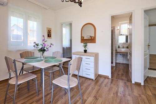 Hajduszoboszlo Apartment | Anita-Lak kertes kis nyaralóház