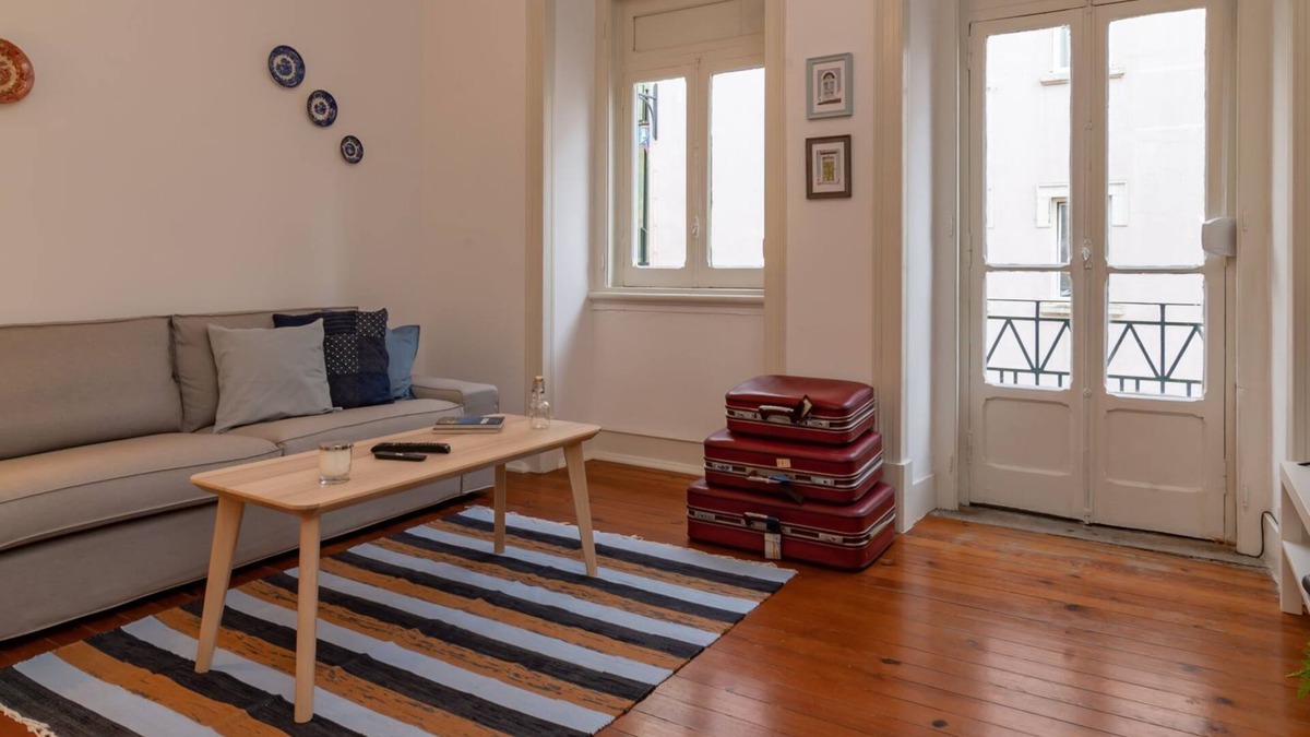 Penha de Franca Apartment | Anjos' City Escape by LovelyStay - 1