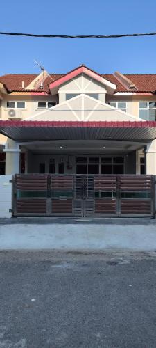 Kampung Tok Sirun Apartment | ankang