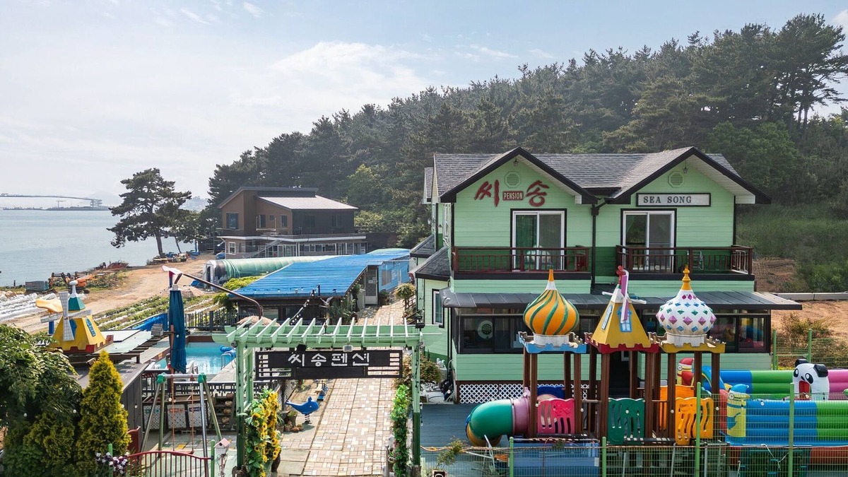Nam House | Anmyeon-do Ssong Pension