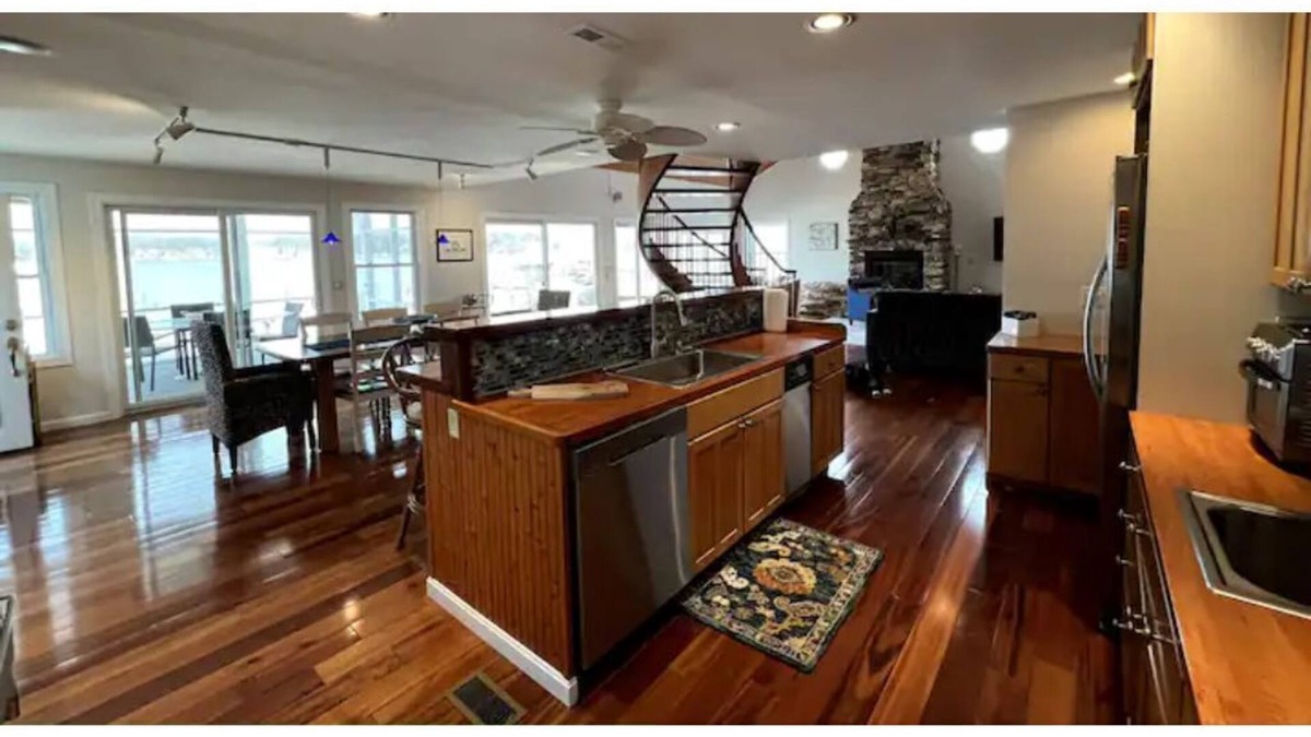 Annapolis House | Annapolis Waterfront Oasis with Pool, Hot Tub & Piers with L2 EV Charger