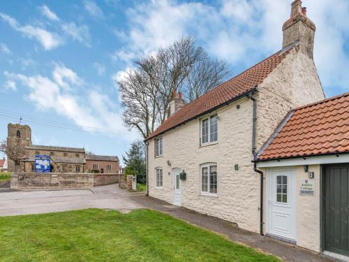 Bempton House | Annie's Cottage