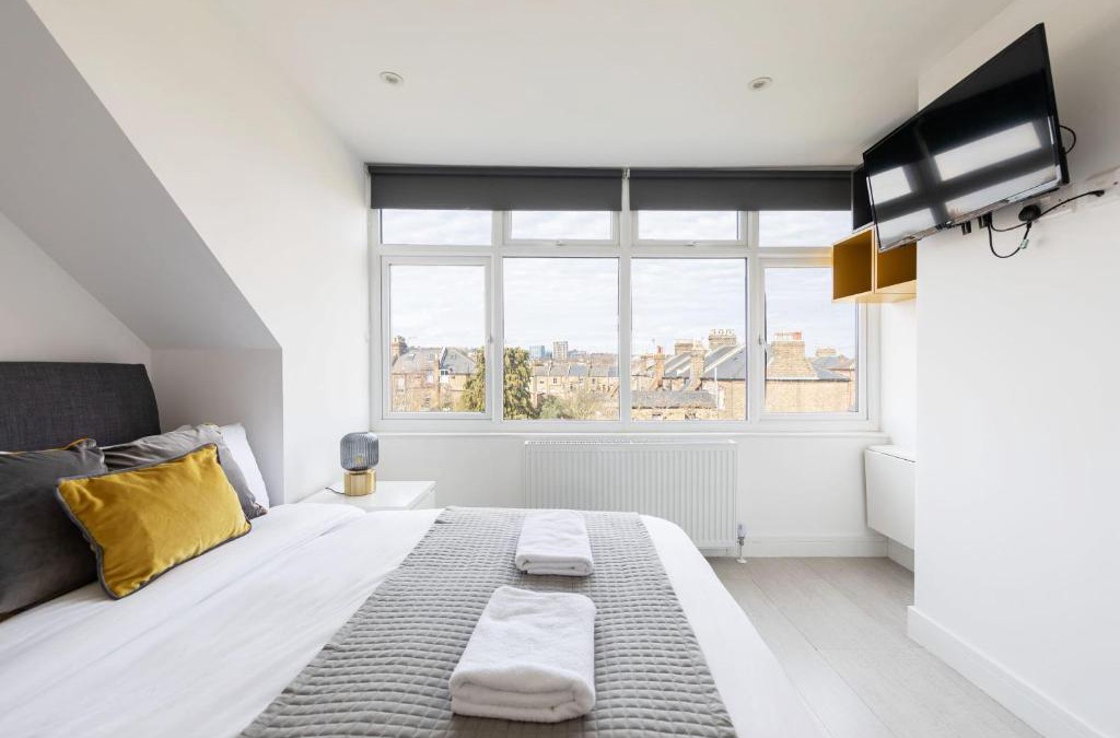 St. George's Apartment | Anson Hotel Modern And Spacious Loft Suite