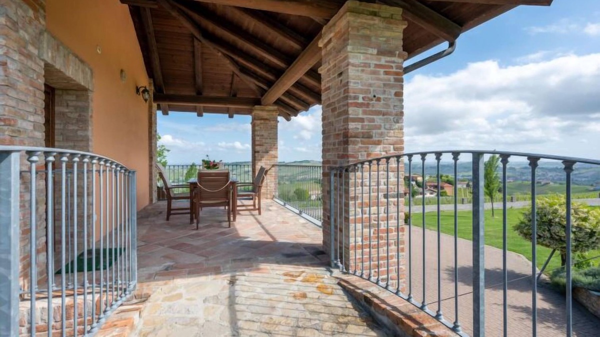 Castagnole delle Lanze House | Antica Cascina by Interhome