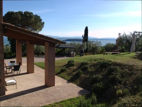 Passignano sul Trasimeno Apartment | Antico Casale Tiravento
