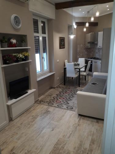 Vercelli Apartment | Antico Vicolo - Appartamento Rebecca