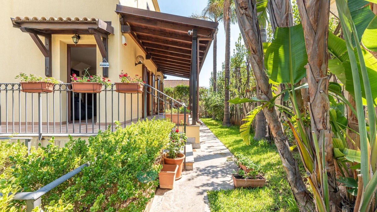 Partanna Ski Chalet | Antonio Family House a Mondello by Wonderful Italy