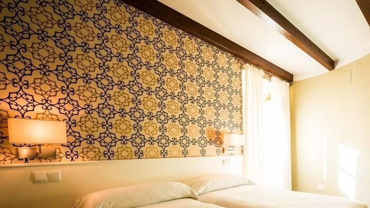 San Martin de Valdeiglesias Apartment | Apartment-Superior-Ensuite with Shower