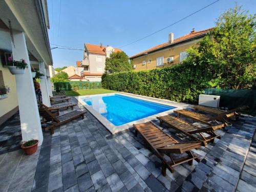 Kastel Novi Apartment | Ap Villa Isabella with private pool