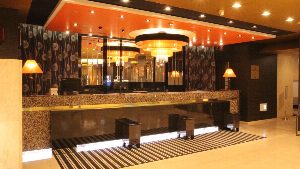 Komatsu Hotel | Apa Hotel Komatsu Grand